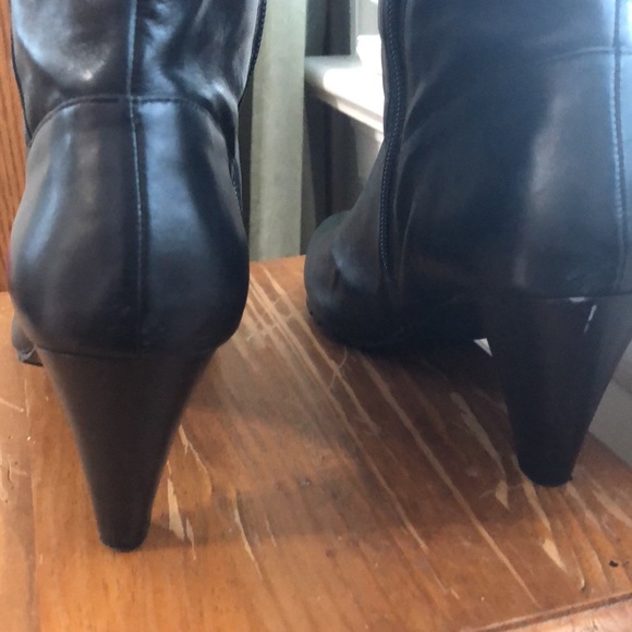 Anne Klein boot - Picture 6 of 9